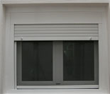 Ventana batiente de aluminio