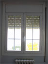 Ventana batiente de aluminio