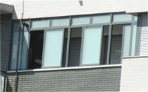 Ventana corredera de hierro